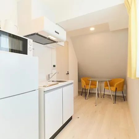 Ferienwohnung Blighton Miyoshi Präfektur Tokio Exterior foto